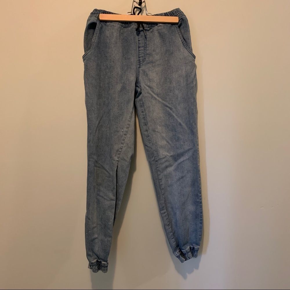 Lira - Light-wash Jean Joggers​​​